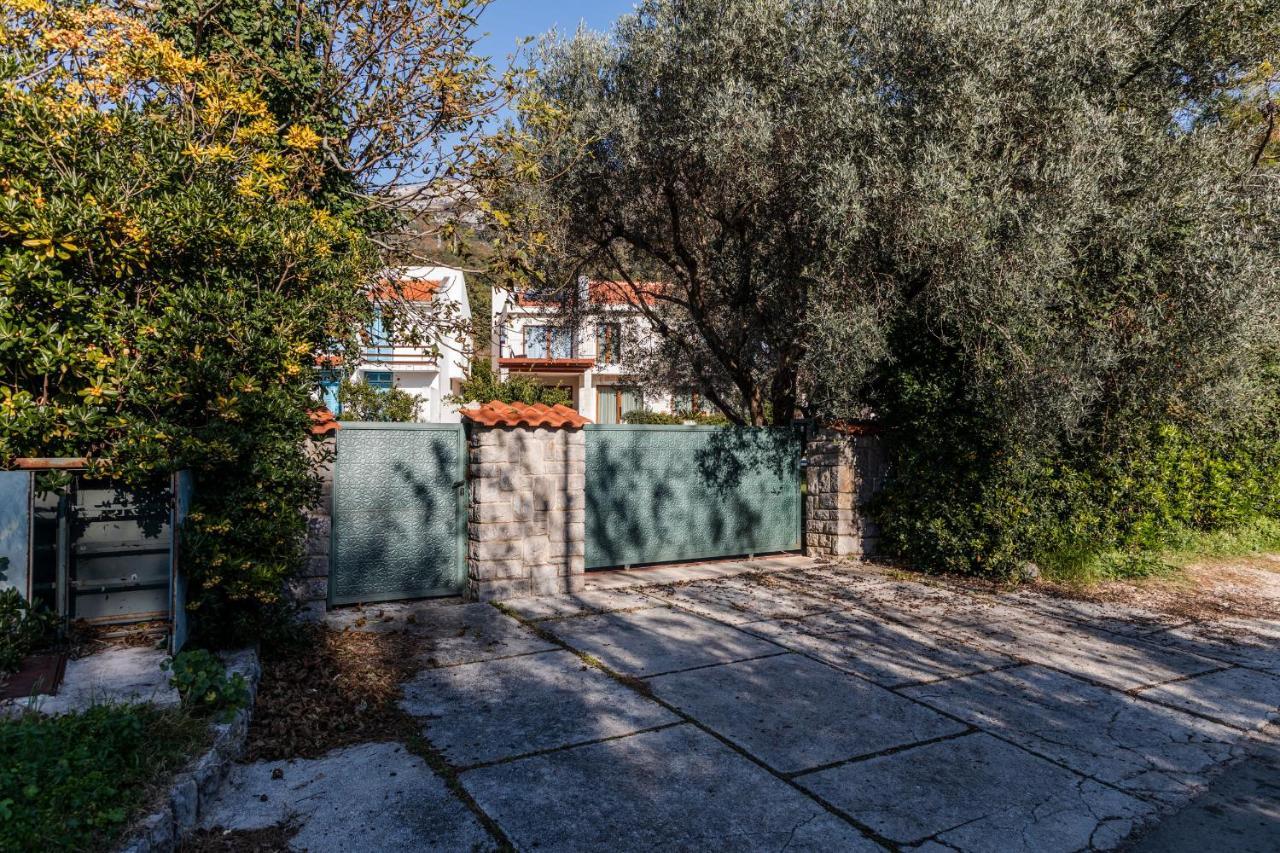 Villa Zen Port Petrovac na moru Exterior foto