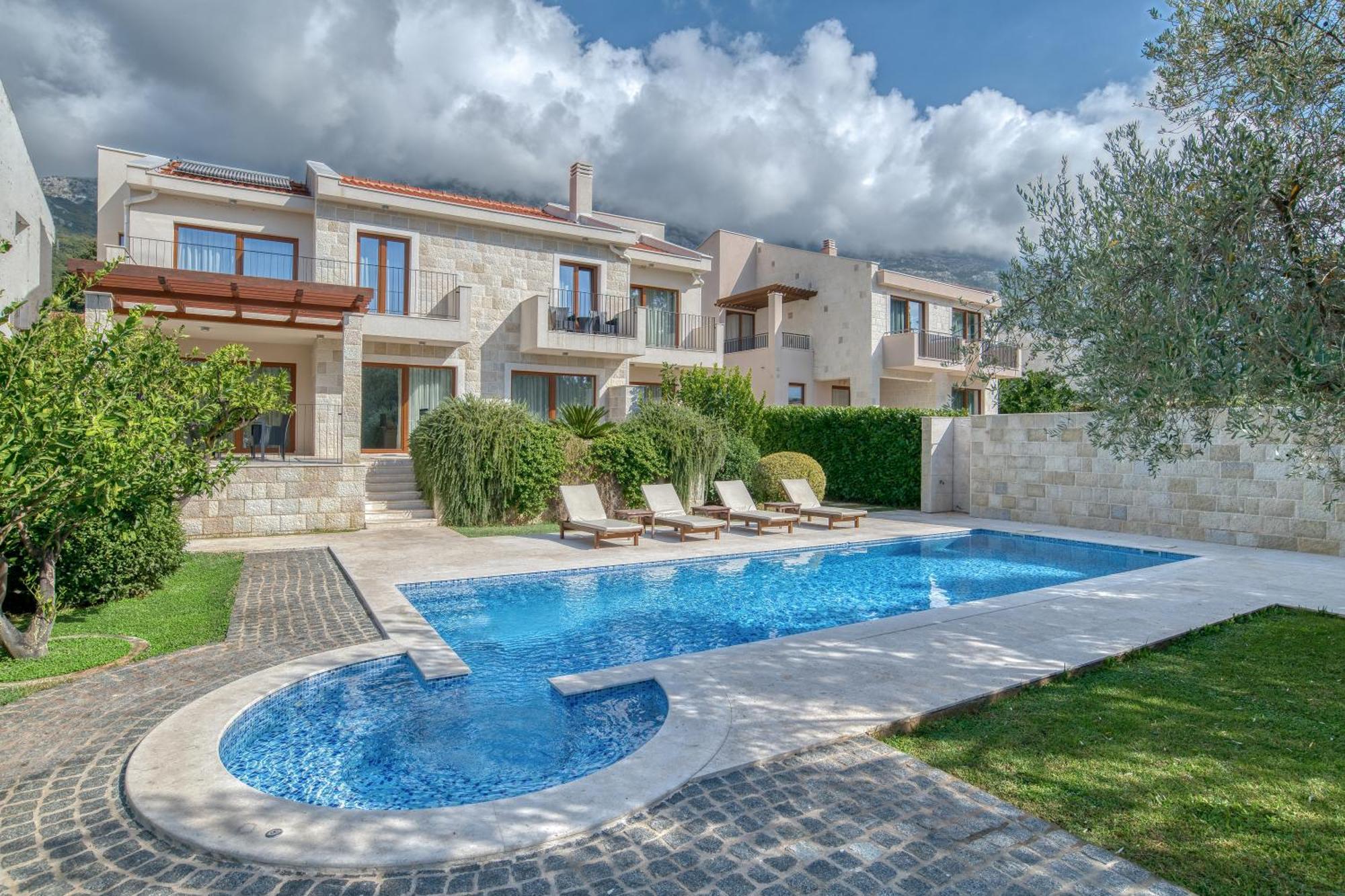 Villa Zen Port Petrovac na moru Exterior foto