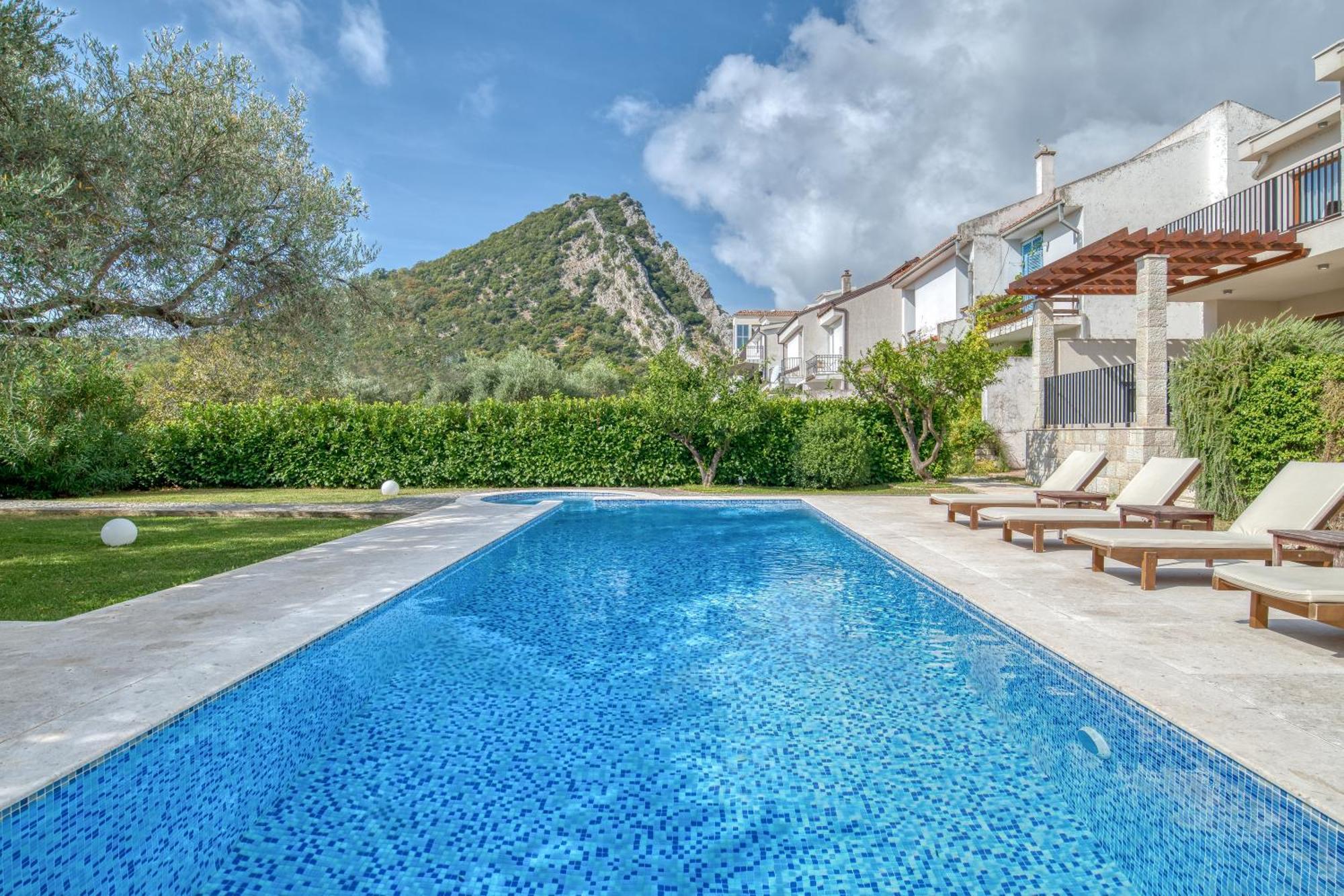 Villa Zen Port Petrovac na moru Exterior foto