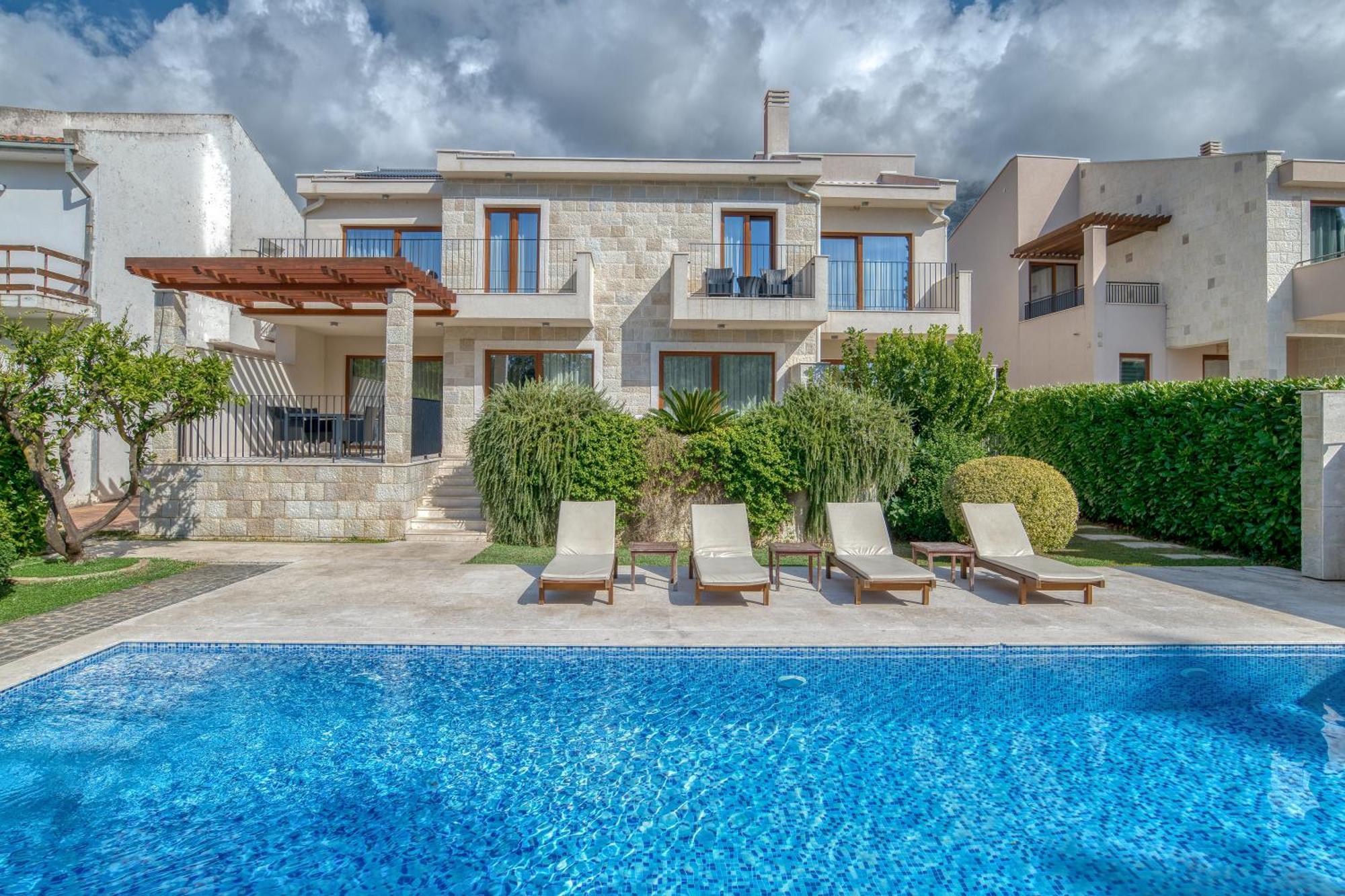 Villa Zen Port Petrovac na moru Exterior foto